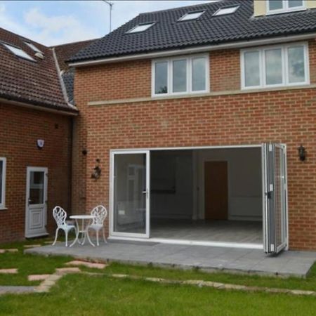 Garland Modern Spacious Apartment, Brentwood 1 Luaran gambar