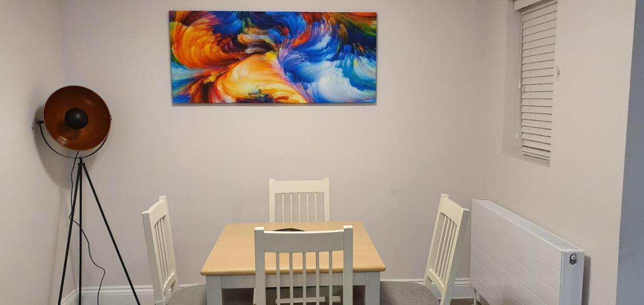 Garland Modern Spacious Apartment, Brentwood 1 Luaran gambar