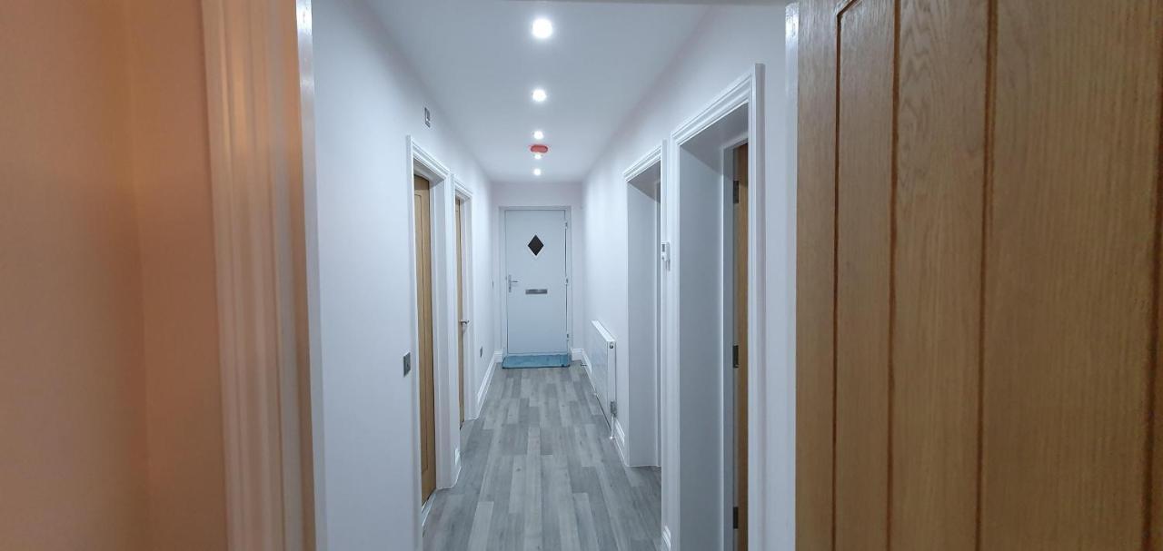 Garland Modern Spacious Apartment, Brentwood 1 Luaran gambar