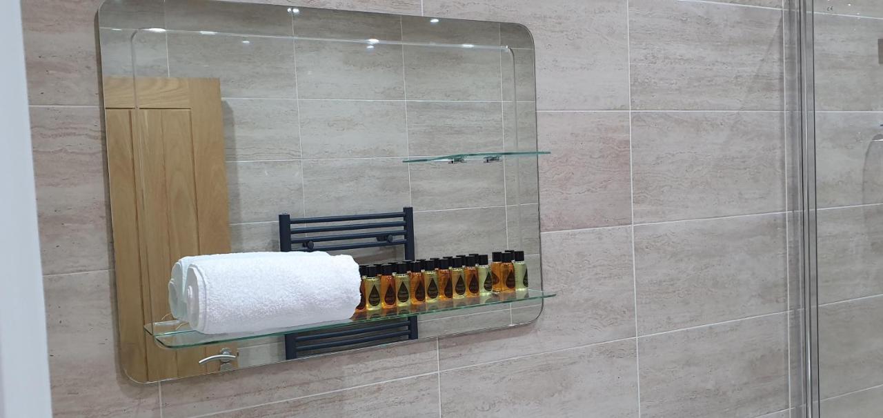 Garland Modern Spacious Apartment, Brentwood 1 Luaran gambar