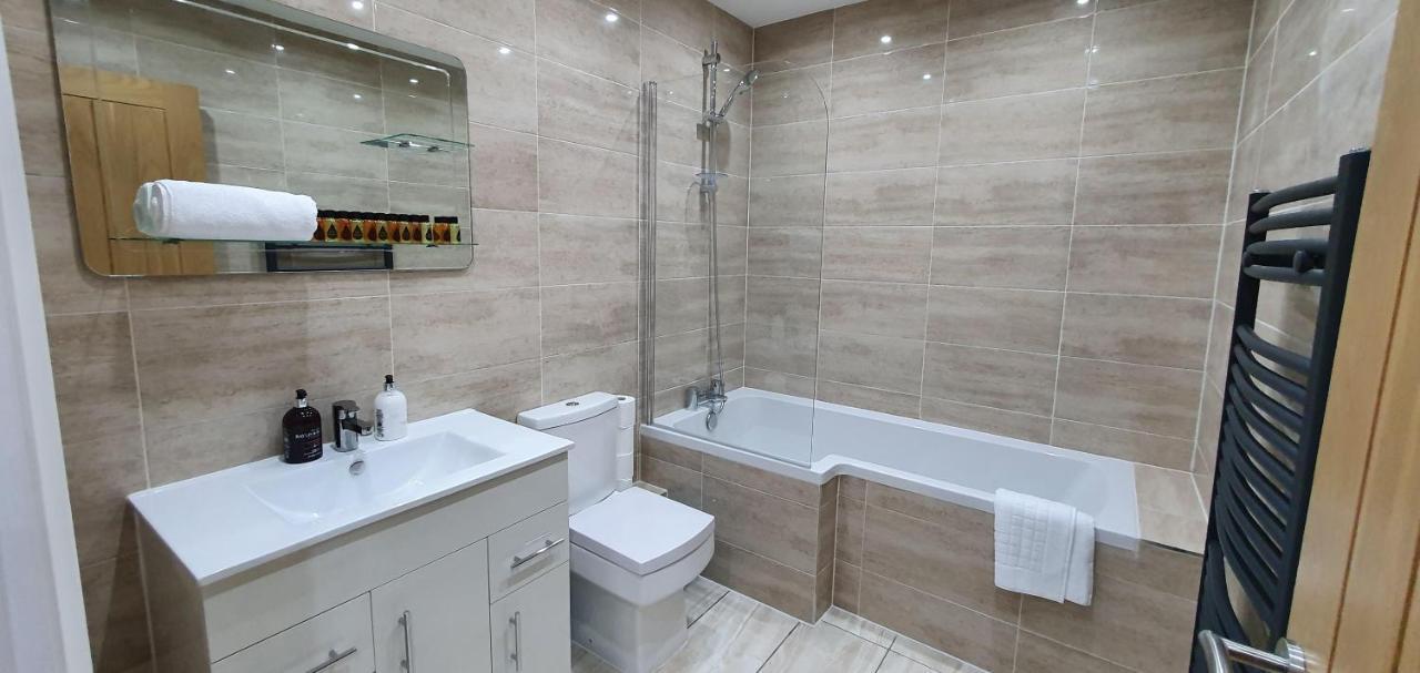 Garland Modern Spacious Apartment, Brentwood 1 Luaran gambar