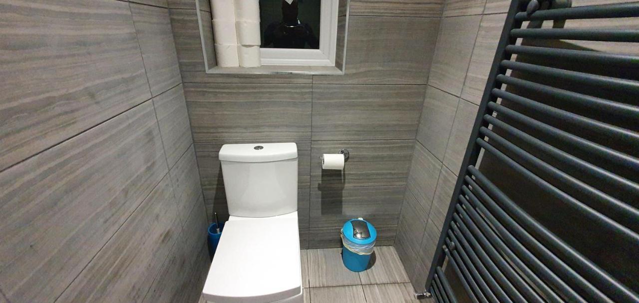 Garland Modern Spacious Apartment, Brentwood 1 Luaran gambar